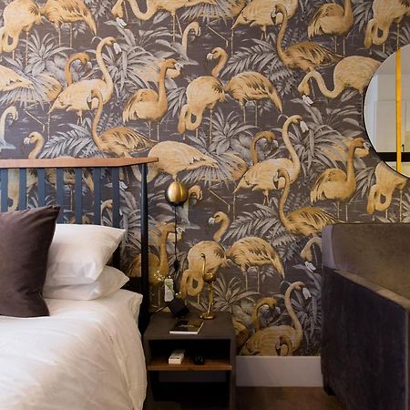 Fun & Funky Little Italy Studio With Full Kitchen By Den Stays Монреаль Екстер'єр фото
