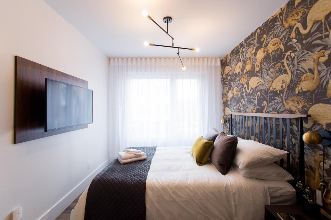 Fun & Funky Little Italy Studio With Full Kitchen By Den Stays Монреаль Екстер'єр фото