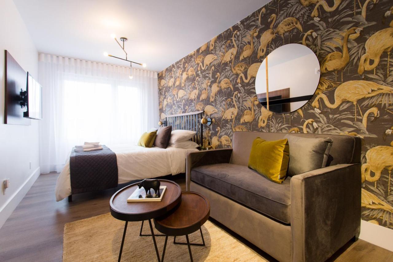 Fun & Funky Little Italy Studio With Full Kitchen By Den Stays Монреаль Екстер'єр фото